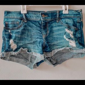 HOLLISTER DENIM SHORTS